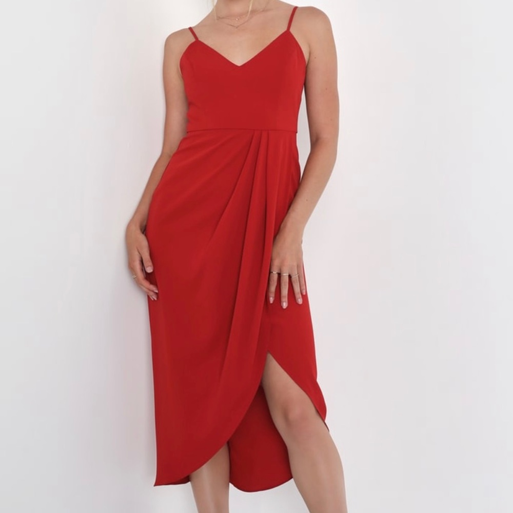 Lulu’s Reinette Rust Red Midi Dress